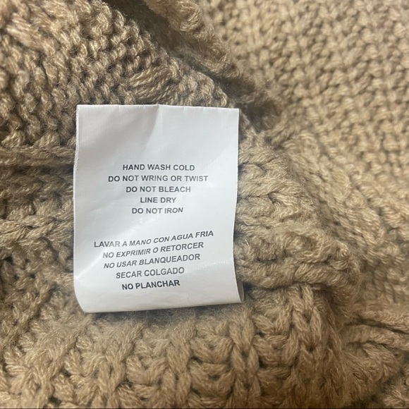 Altar'd State Forever Flurry Tan Faux Fur Collar Cardigan Sweater Size Small - Picture 12 of 13